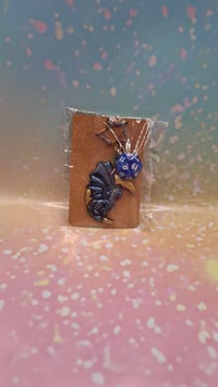 Blue moon dragon d20 keychain 