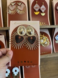 black big sagrado Corazon 