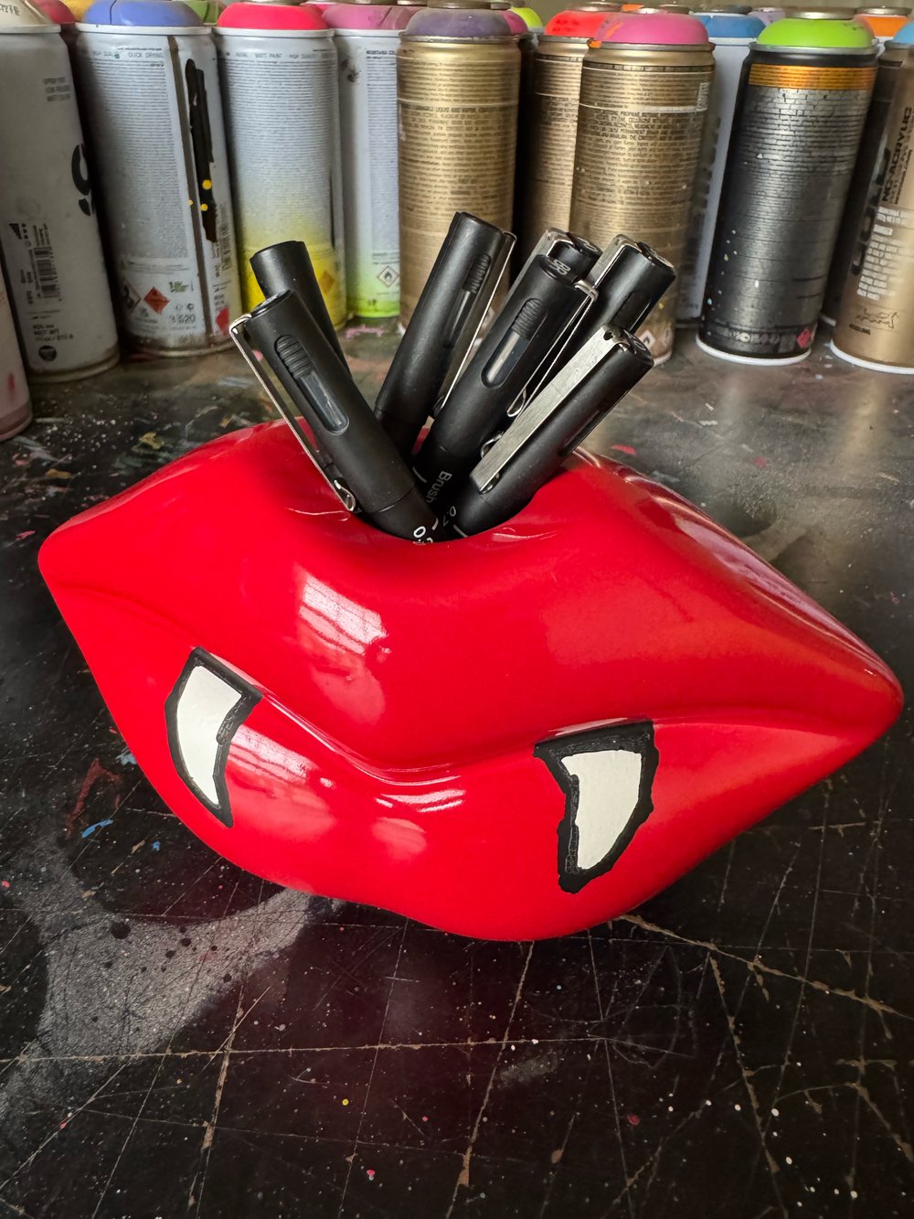 Vampire Lips Pen Holder!