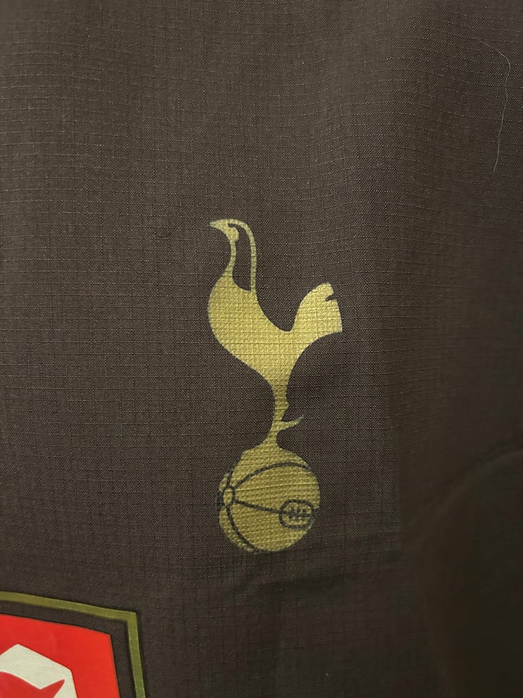 Image of PRE ORDER: Tottenham Hotspur "BERBATOV 9" 2006/07 Third Shirt + UEFA patch (M)