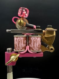 Image 3 of PINK AND GOLD LUPE LINER 923