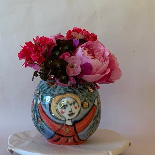 Image of Fairytales vase , Rose garden dance. 