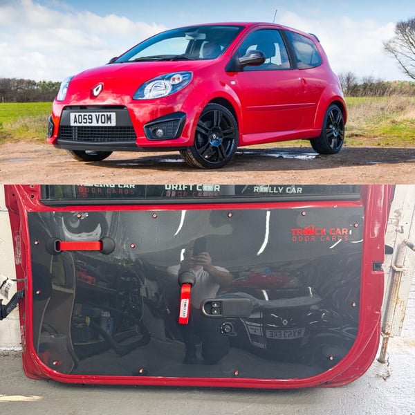 Image of Renault Twingo Mk2 with material door handle 