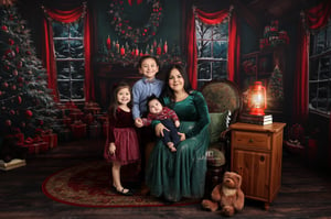 Image of Fine Art Christmas Family Sessions (Deposit)