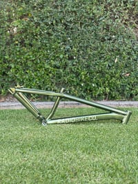 Image 2 of Radio Cronus Frame 