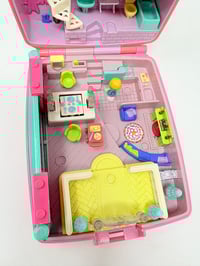 Image 10 of Ensemble bracelet et Polly Pocket Loft New Yorkais