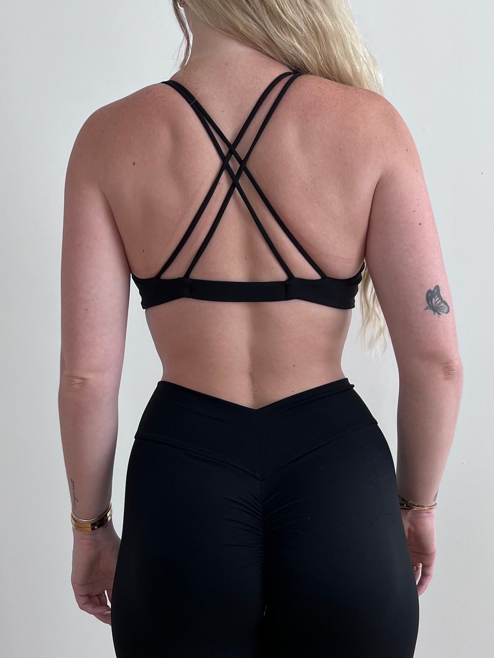 Bombshell Twist Sports Bra