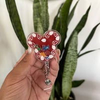 Tita and Alien Shaker Badge Reel