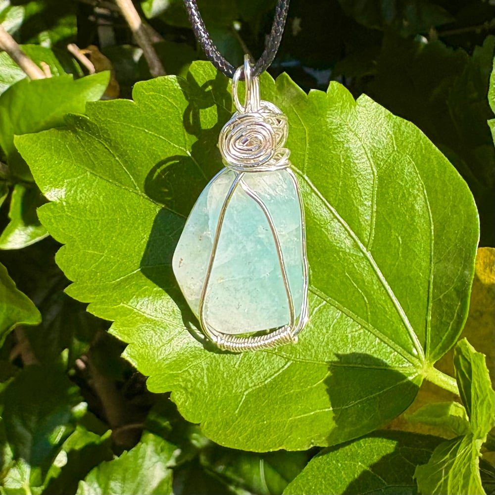 Image of aquamarine pendant