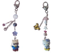Image 2 of hello kitty keychains! 🌷