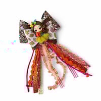 Image 1 of Frida Bow Diecut 1268
