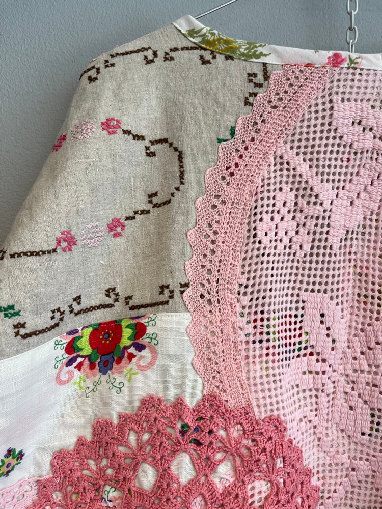 Image of Sunday puzzle jacket pink (xs-xl)