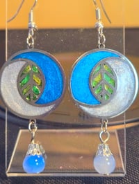 Image 3 of Handcrafted Resin Leaf with Swirl Design and glass 2 tone bead