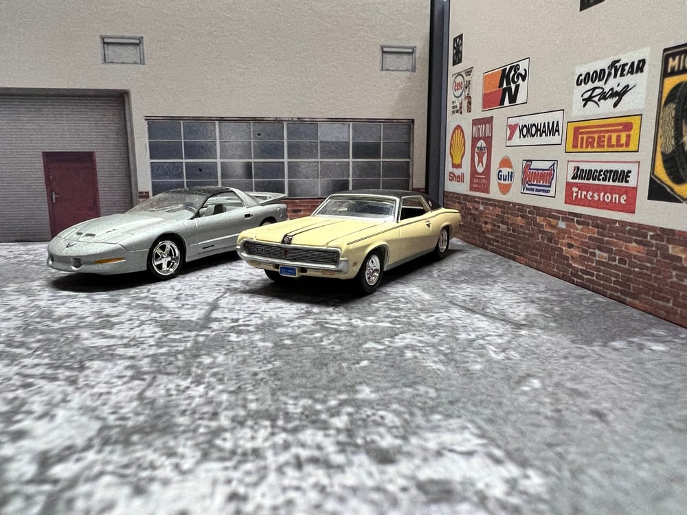 VINTAGE LOGO GARAGE