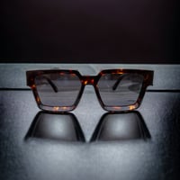 Image 3 of **NEW** The Luxury Tortoise Frames