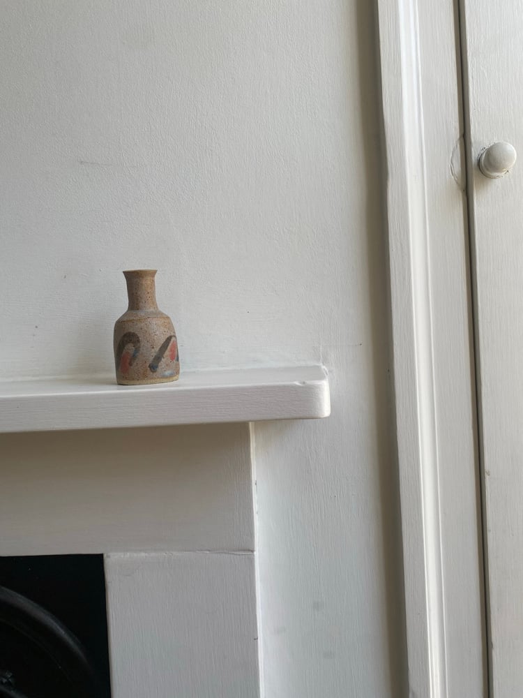 Small Crest Flask Image 3