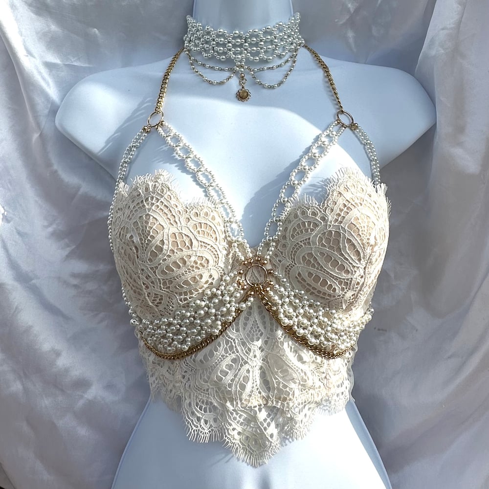 Image of Golden Pearl Harness 
