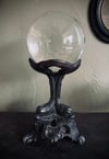 Réservé à Ophelie. Italie. Boule de cristal (13cm) et support début 1900 bronze argenté/ noir