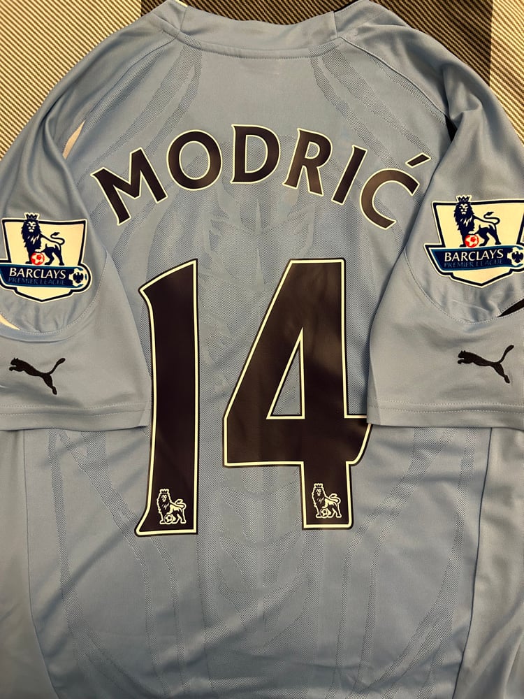 Image of Tottenham Hotspur “MODRIĆ 14” 2010/11 Away Shirt + PL patches (XL)