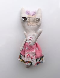Image 3 of Kitty and friend brooch 