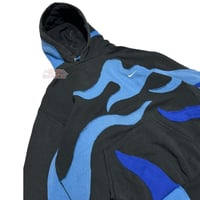 Image 3 of (M-L) Nike HoodieTribal Flame “Bluack" 650