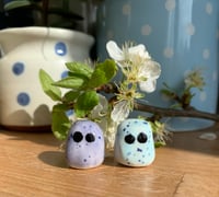Image 13 of Mini Egg Guys Small (Pale Blue or Lilac) standing decoration