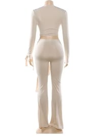 Image 7 of Modest set