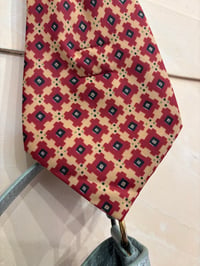 Image 2 of Tracolla cravatta quadro 