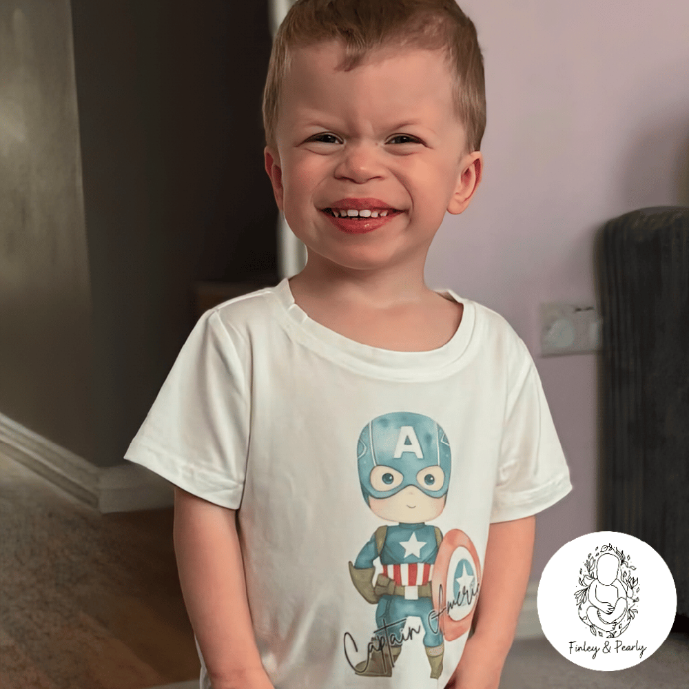 T-SHIRT: Superhero