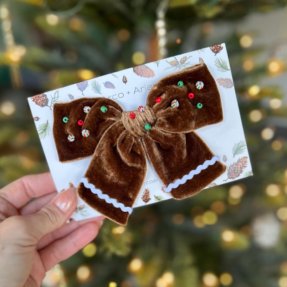 Image of Gingerbread embellished silk velvet pinwheels 
