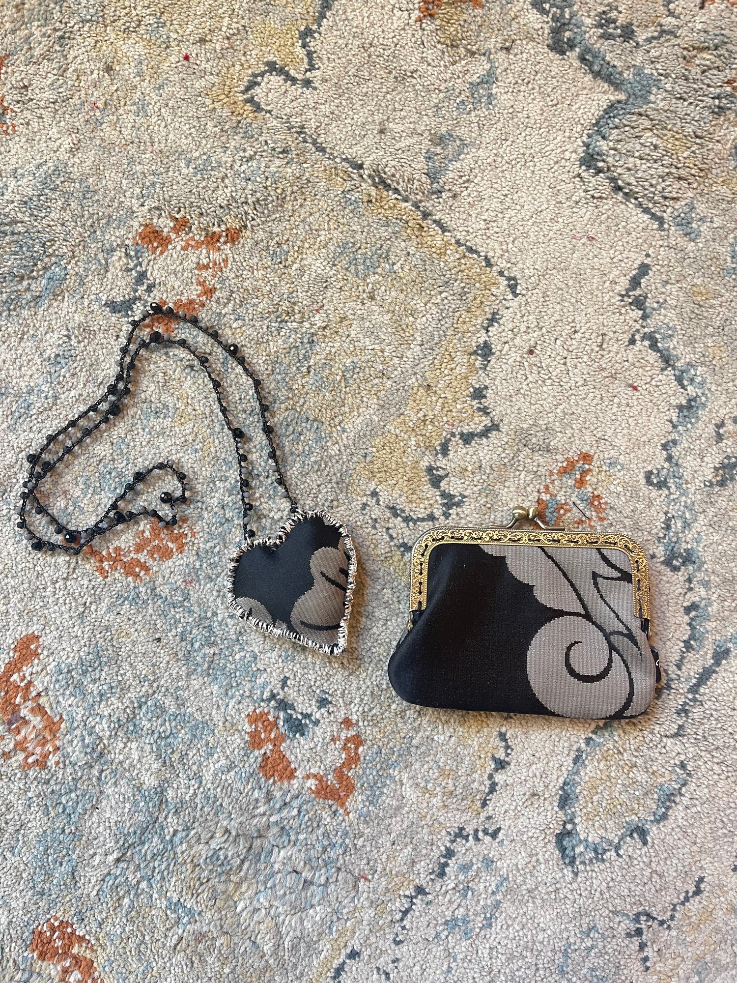 Image of Box Kebrilla Love + Portamonete Nero