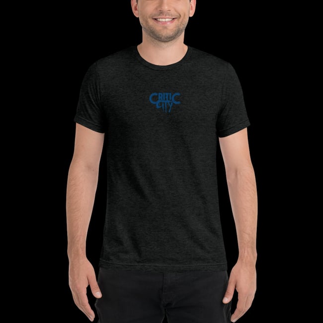 Short sleeve t-shirt with emb text