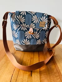 Image 1 of Fabric Shoulder Bag - Printed Banksia