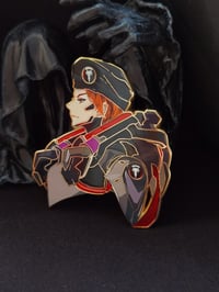 Image 3 of BlackWatch Moira in hand