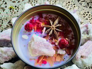 Image of Heart opening - forgiveness crystal candle