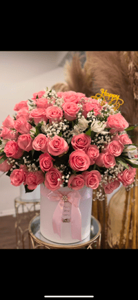 pink luxury round box 