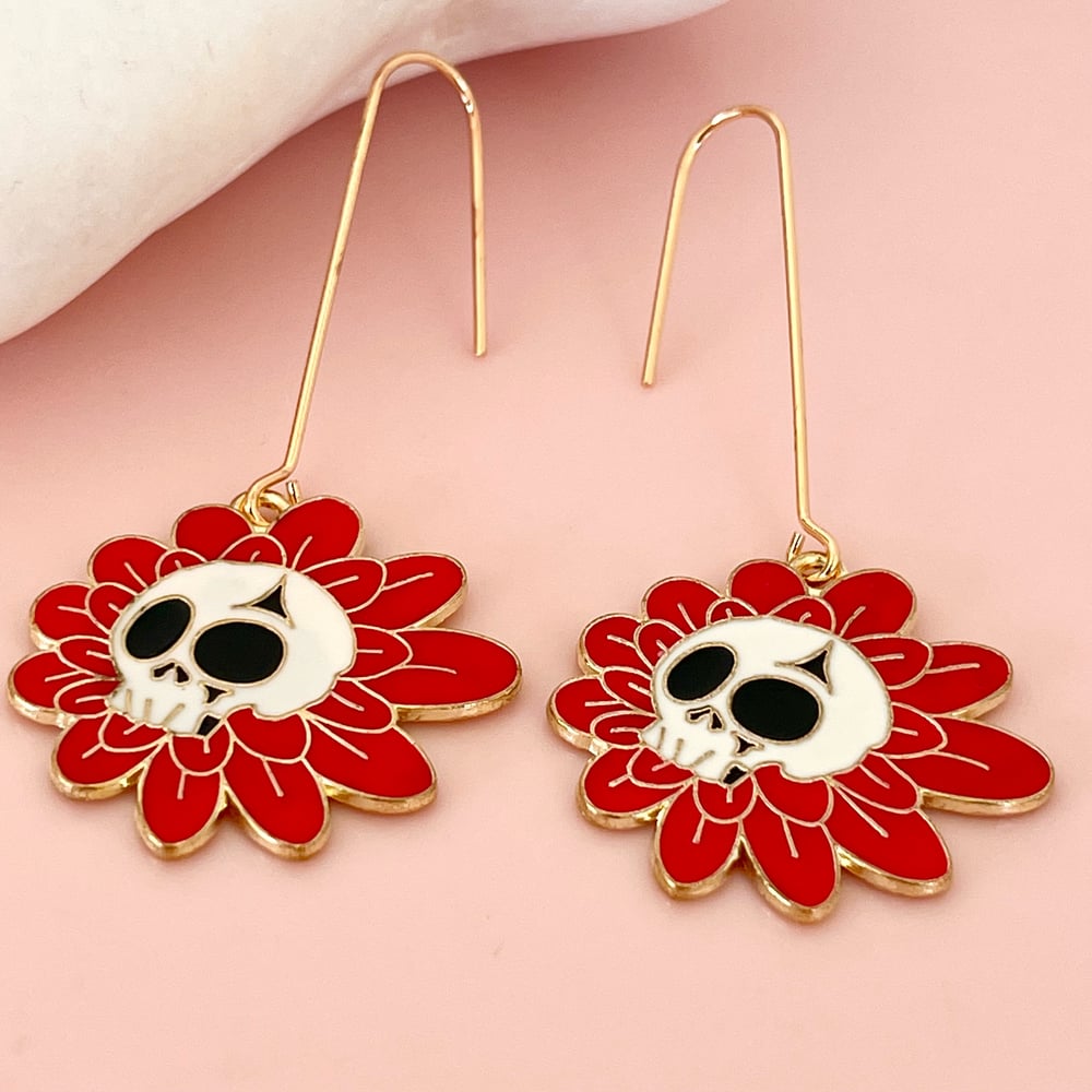 Image of Big Red Sunflower Skull Drops