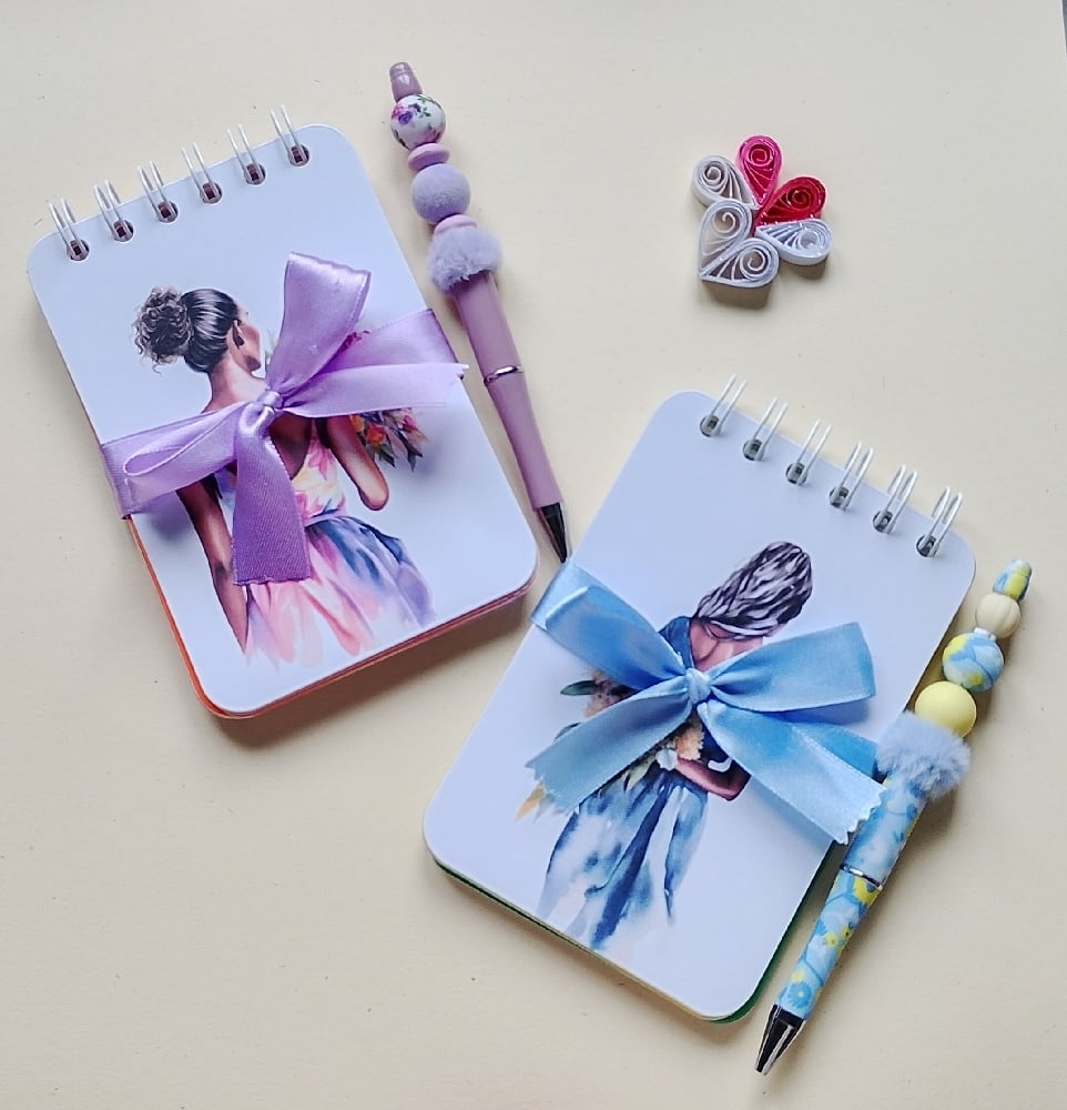 Image of FlowerLoves 1