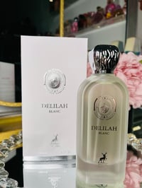 Image 3 of Delilah Blanc by MAISON ALHAMBRA 