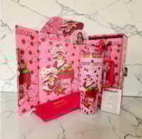 Image 1 of Strawberry 40 oz Red