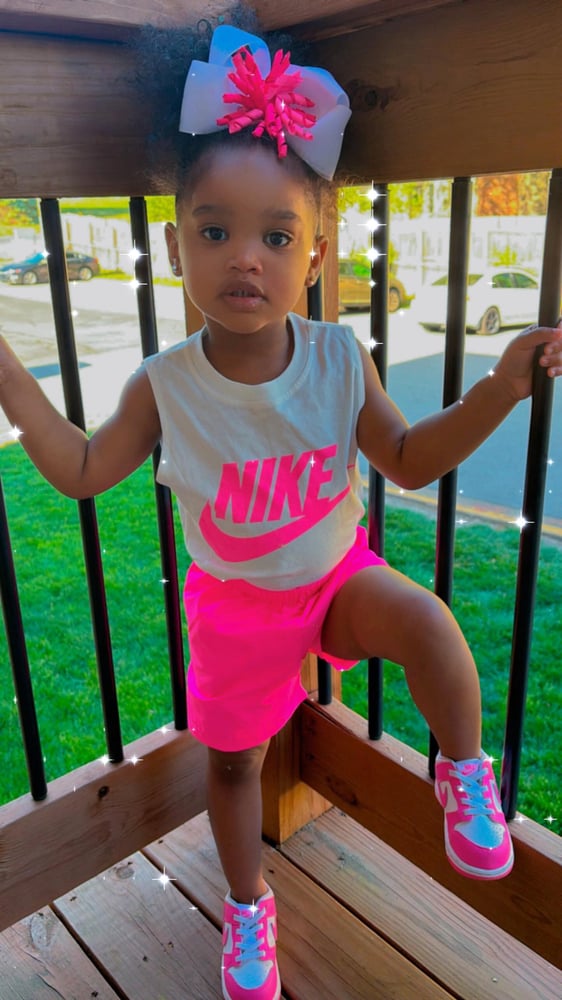 Image of Check me Pink