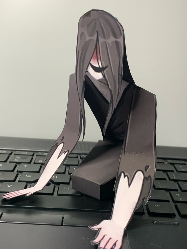 Image of Sitting DIY Mr. Crawling papercraft