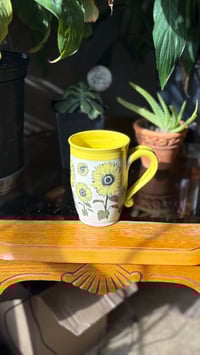 Image 2 of Sunflower mug 05