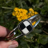 Image 1 of DARK TO LIGHT. SIZE 5.25