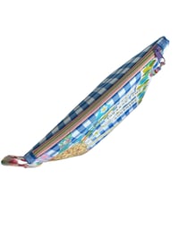 Image 2 of Keep Your Face Towards the Sunshine Pouch - BLUE