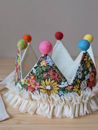 Image 3 of 🎈✨👑Custom Birthday pom pom Crown 👑✨🎈