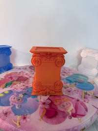 Image 7 of  Display pedestal