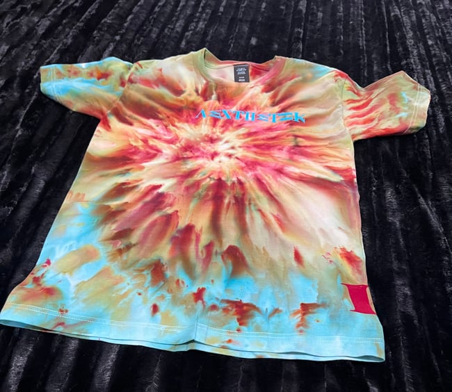 ICE DYED T-SHIRT (Dragon's Egg)