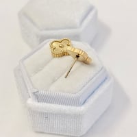 Image 4 of Gold Clover Earrings