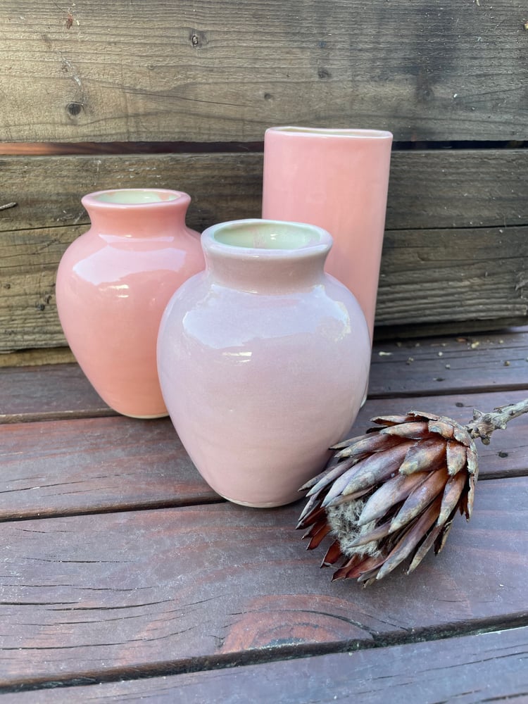 Image of Blush pink vase - round 